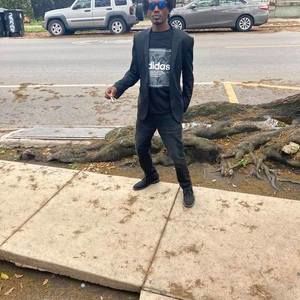 Meet your Posher, Carlos